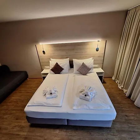 Hotel Seegasthof Breineder - Familien & Seminarhotel 3*