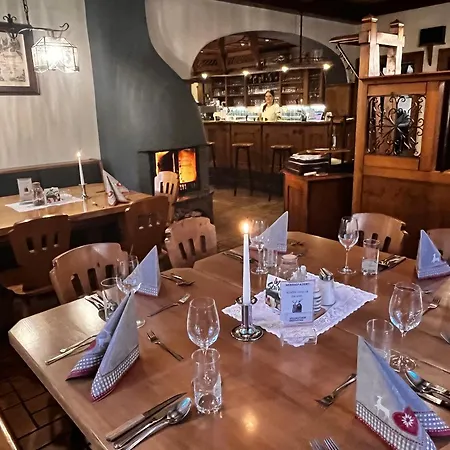 思嘉卜雷恩家庭会议酒店 3* Monichwald