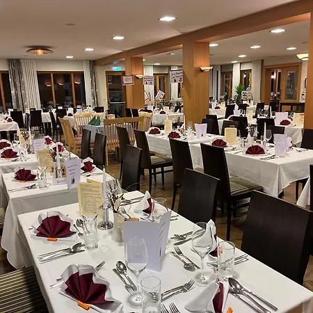 思嘉卜雷恩家庭会议酒店