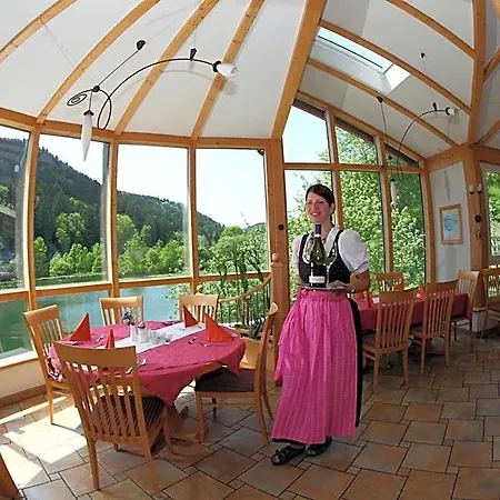Hotel Seegasthof Breineder - Familien & Seminarhotel