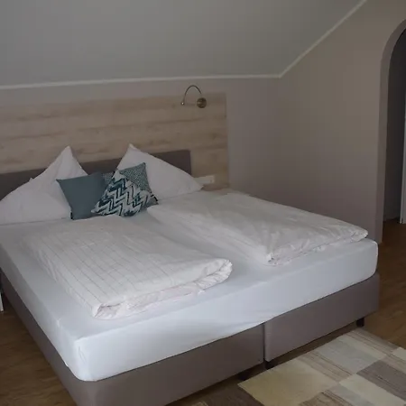 Otel Seegasthof Breineder - Familien & Seminarhotel