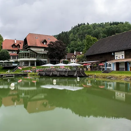 Seegasthof Breineder - Familien & Seminarhotel 호텔 Monichwald
