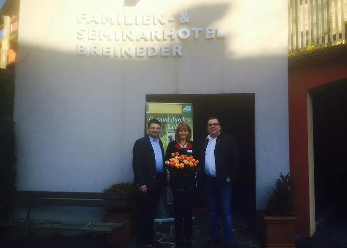 Seegasthof Breineder - Familien & Seminarhotel فندق