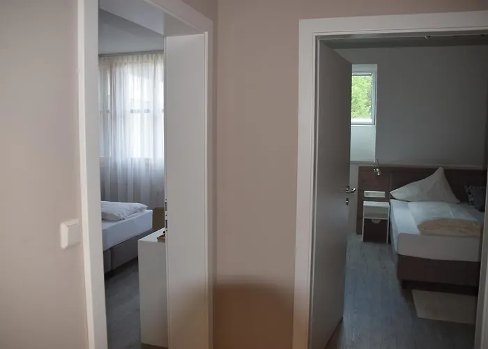 Seegasthof Breineder - Familien & Seminarhotel فندق