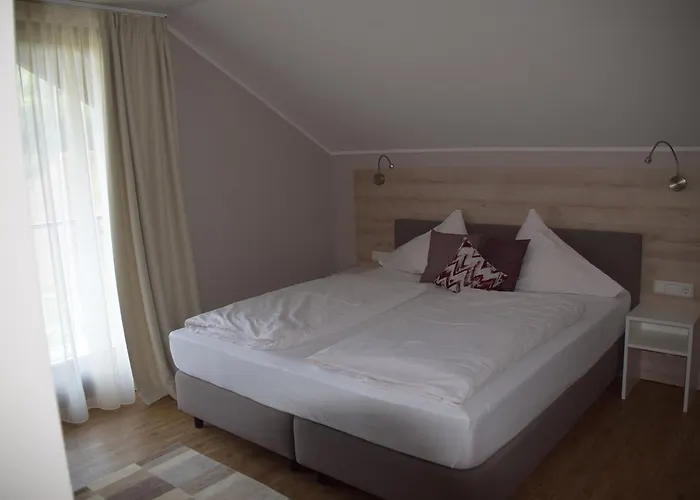 Seegasthof Breineder - Familien & Seminarhotel 3* Monichwald